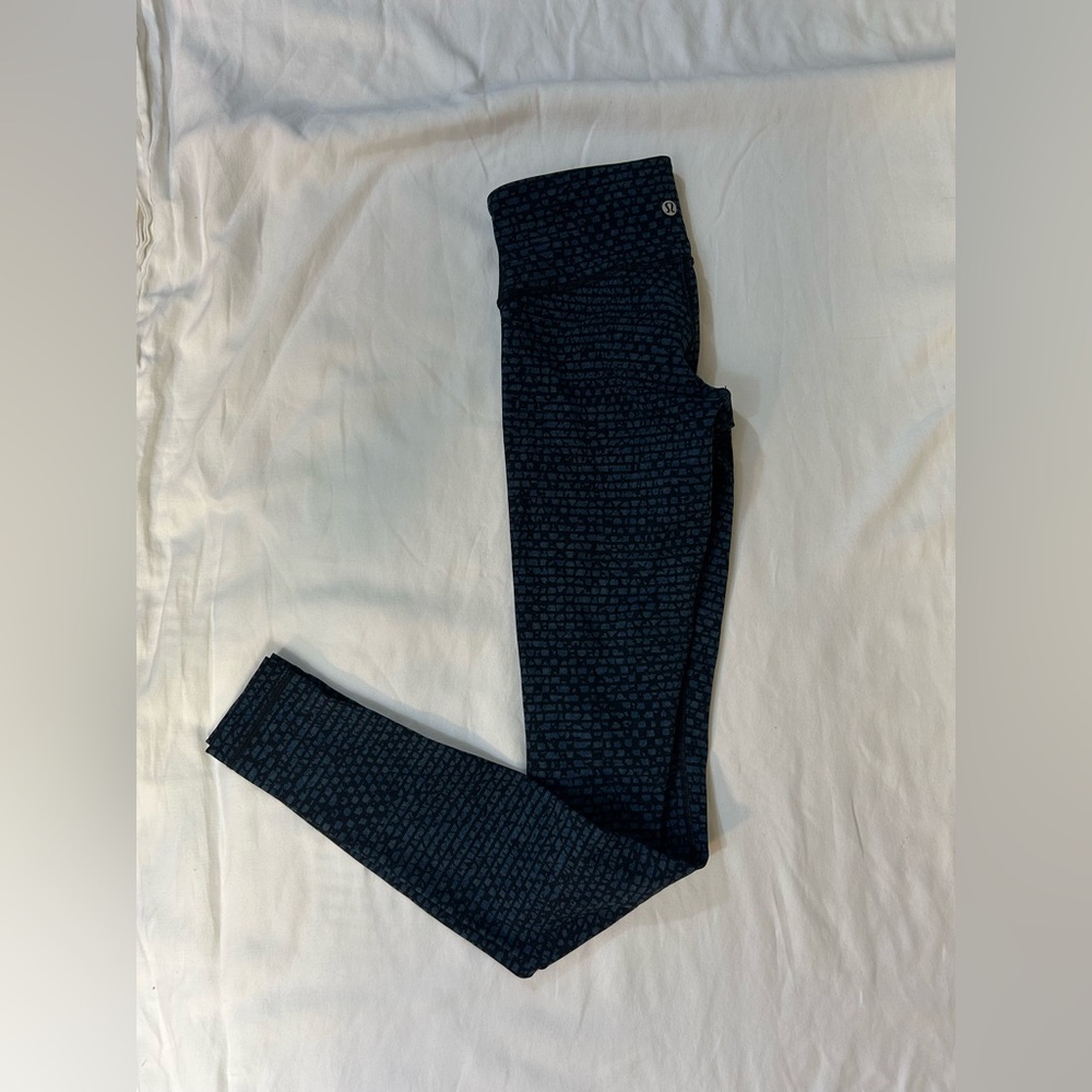 Black and Blue Patterned Lululemon Leggings